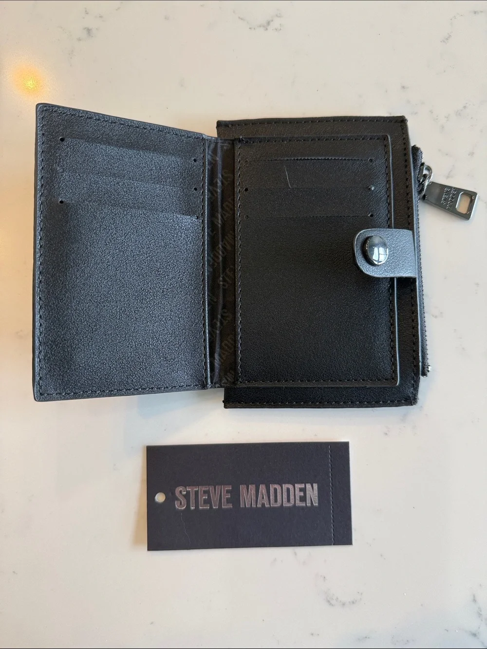 Steve Madden Black Minimal Zip Card Holder